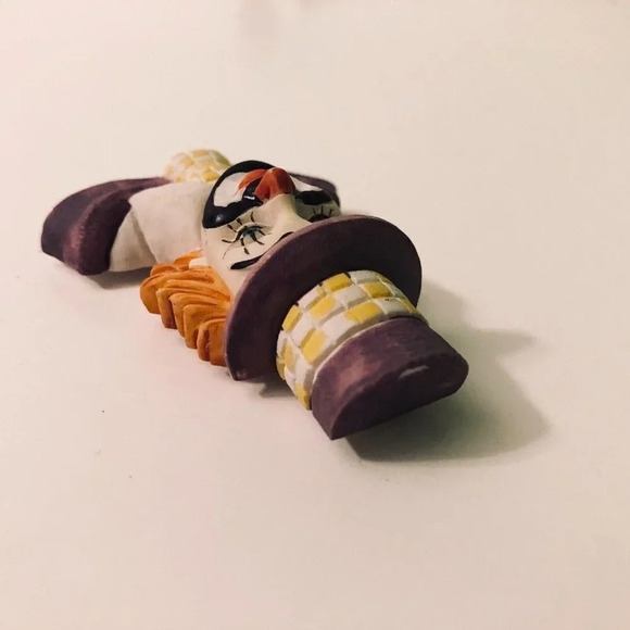 Vintage Refrigerator Magnets Clowns Set of 2 Fridge Magnets - Picture 5 of 12